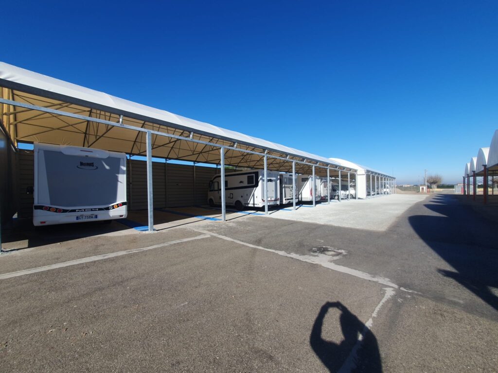 Rimessaggio camper coperto 4.jpeg